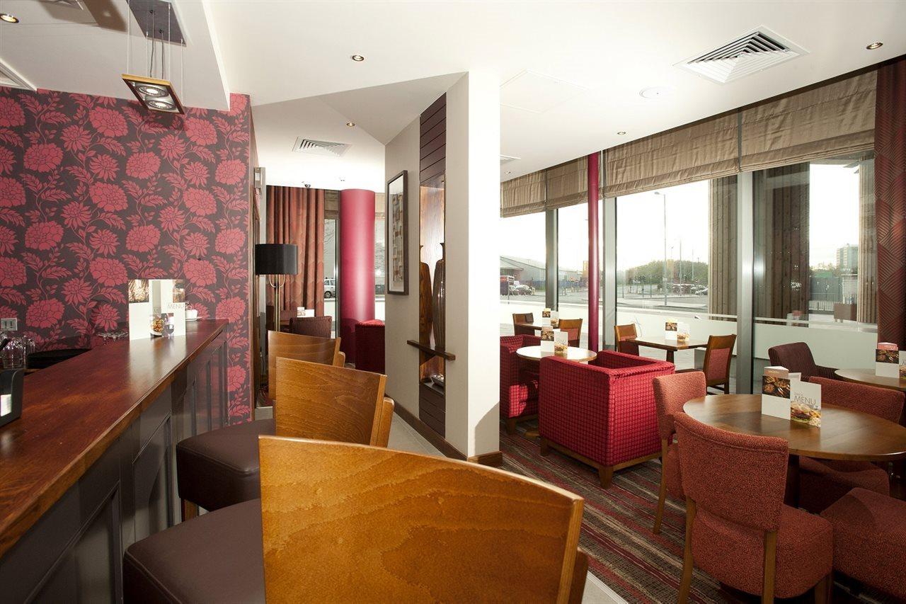 Premier Inn Belfast City Centre - Cathedral Quarter Buitenkant foto